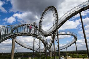 Tiger and Turtle (GB)